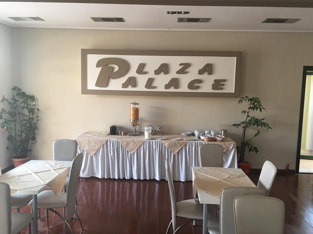 Plaza Palace Hotel Anaxos Exterior foto